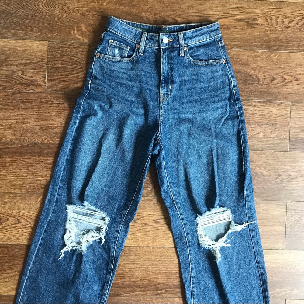 High Waisted Distressed Jeans